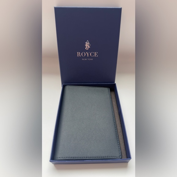 ROYCE New York Other - NWB- Royce Passport Holder